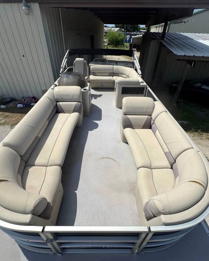 Pontoon boat seating and deck after detailing